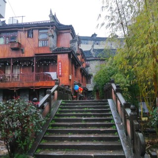 凤凰古城沱江coubgv5vfcgaib5vaa62nkiynsm232.jpg