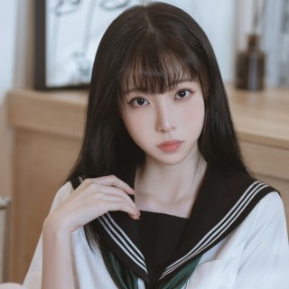 秀色可餐1美女长发水手服居家写真壁纸-墨鱼部落格.jpg