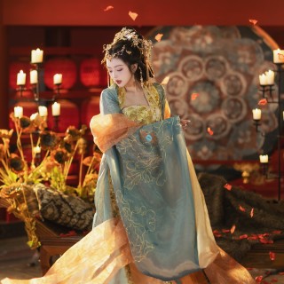 一手托腮可爱清纯美女古装美女何瑞贤壁纸-墨鱼部落格.jpg