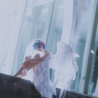 秀色可餐3美女cos 天使 翅膀 唯美壁纸-墨鱼部落格.jpg