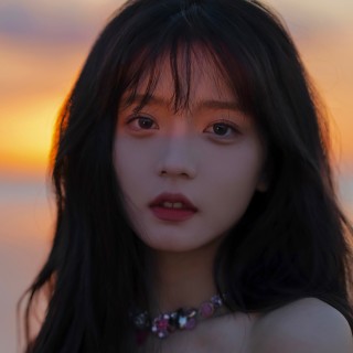 绿色草地 美女曦姐enndme高清壁纸-墨鱼部落格.jpg